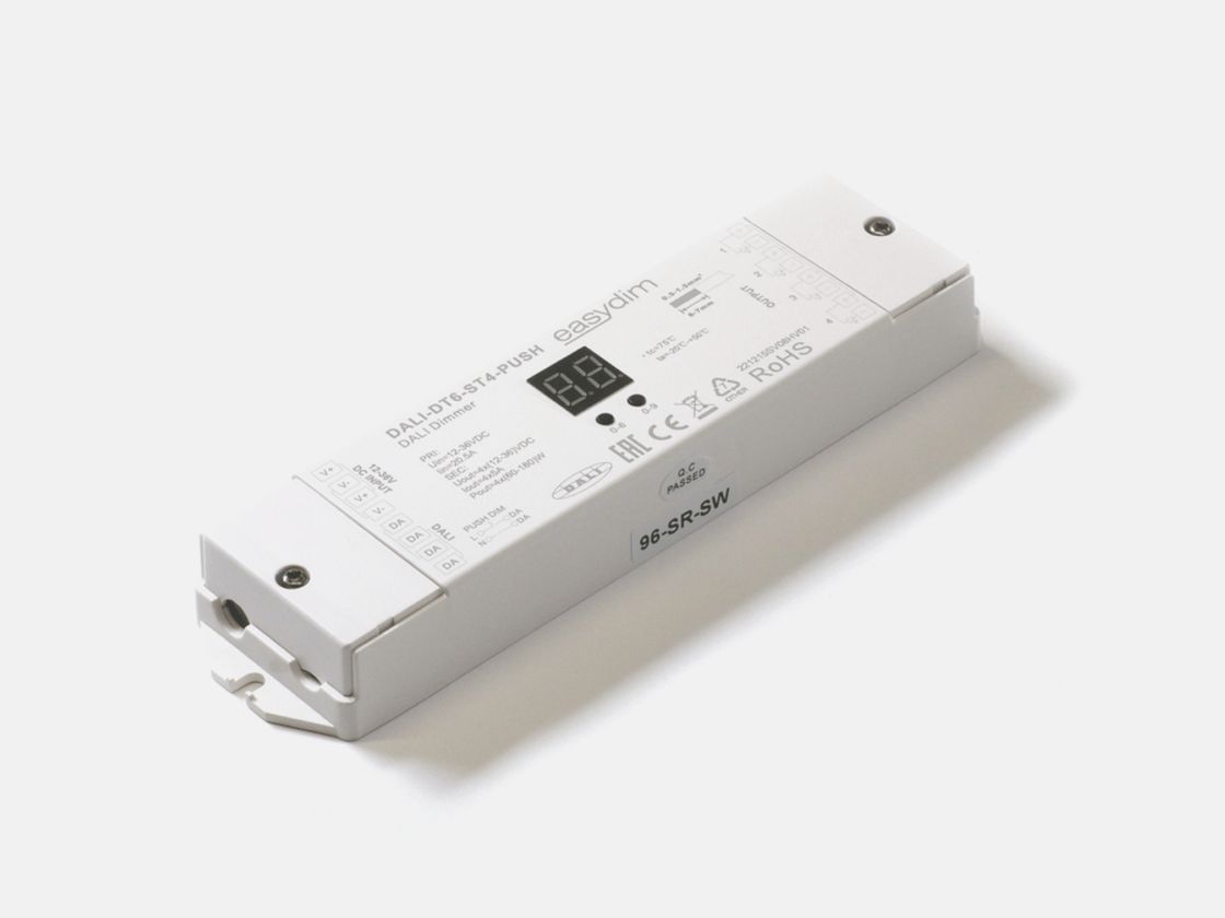 Внешний вид декодера EasyDim DALI-DT6-ST4-PUSH, белый корпус