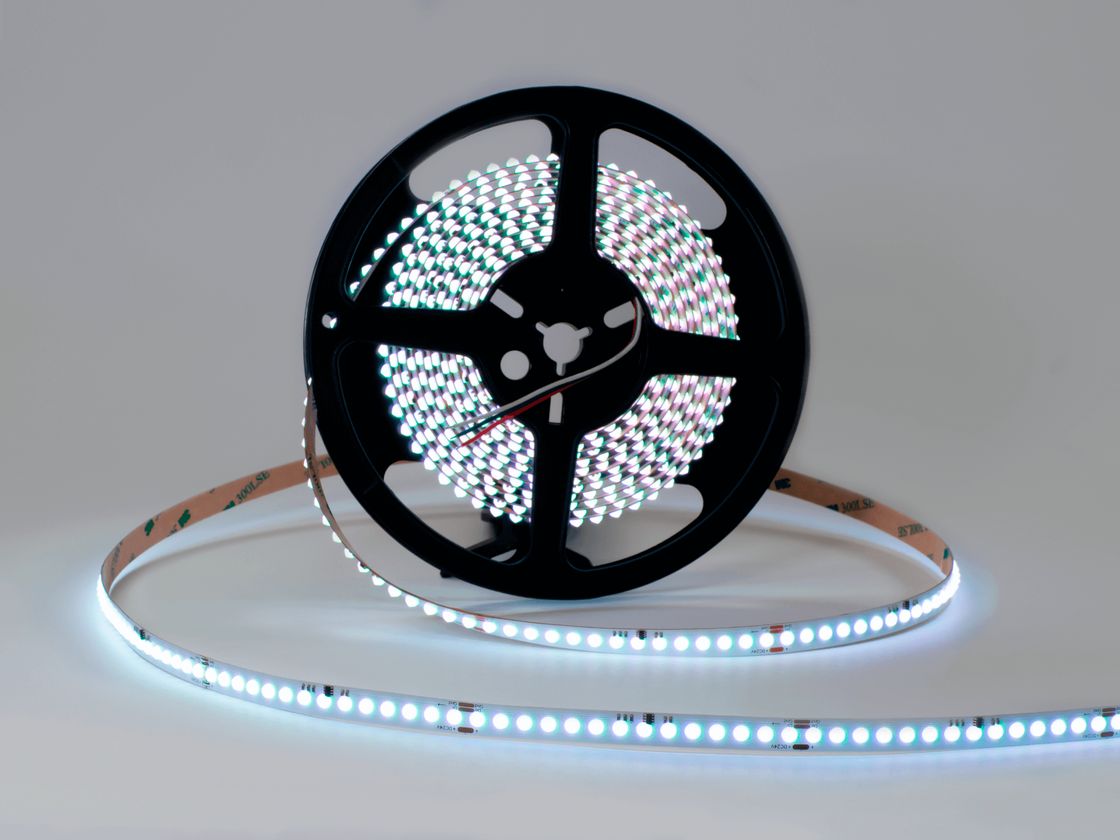 Катушка светодиодной ленты RGB на 24 В