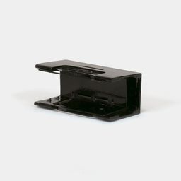 Клипса NE-CC2120 черная, вид под углом, открытая часть