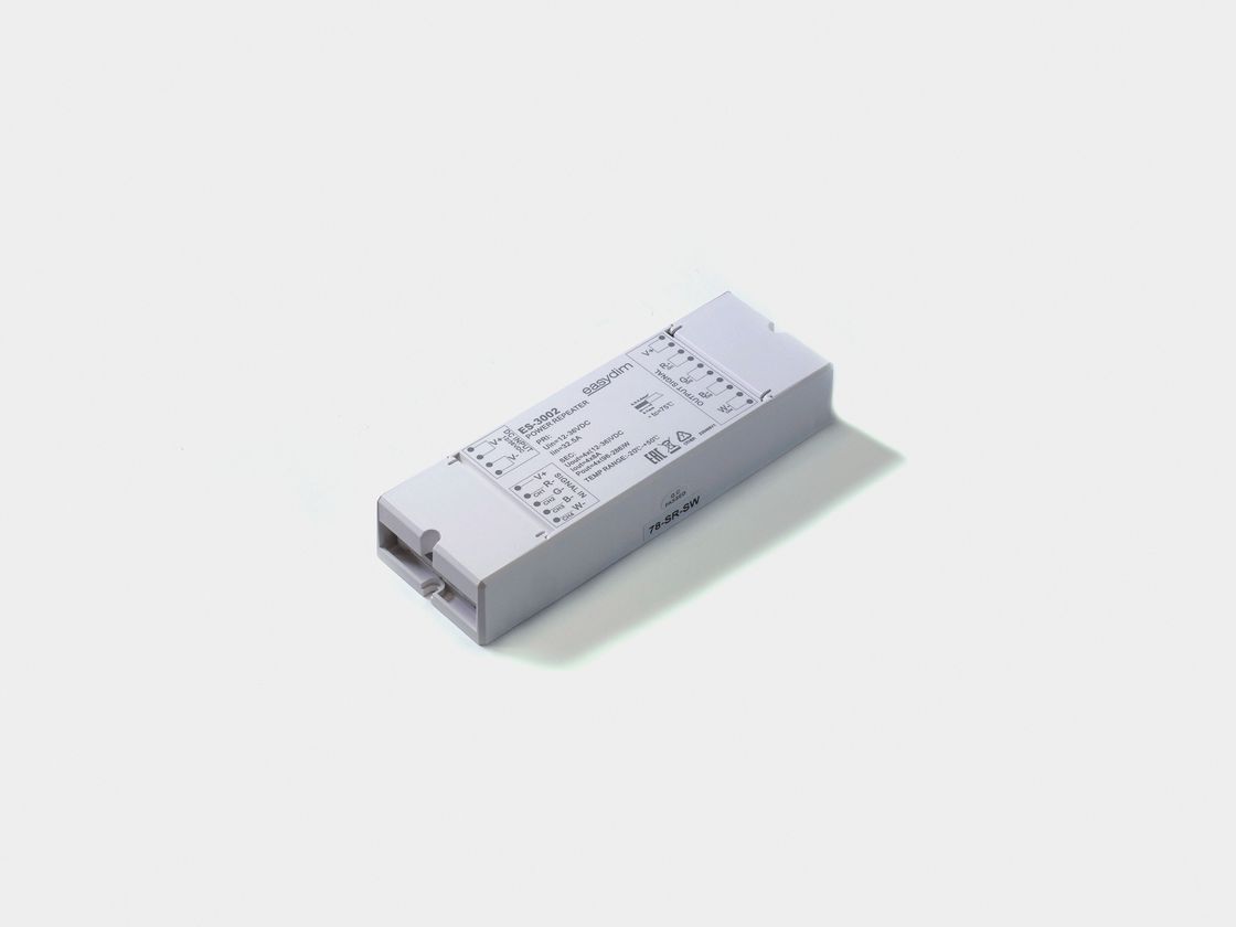 Усилитель питания EasyDim ES-3002, общий вид корпуса