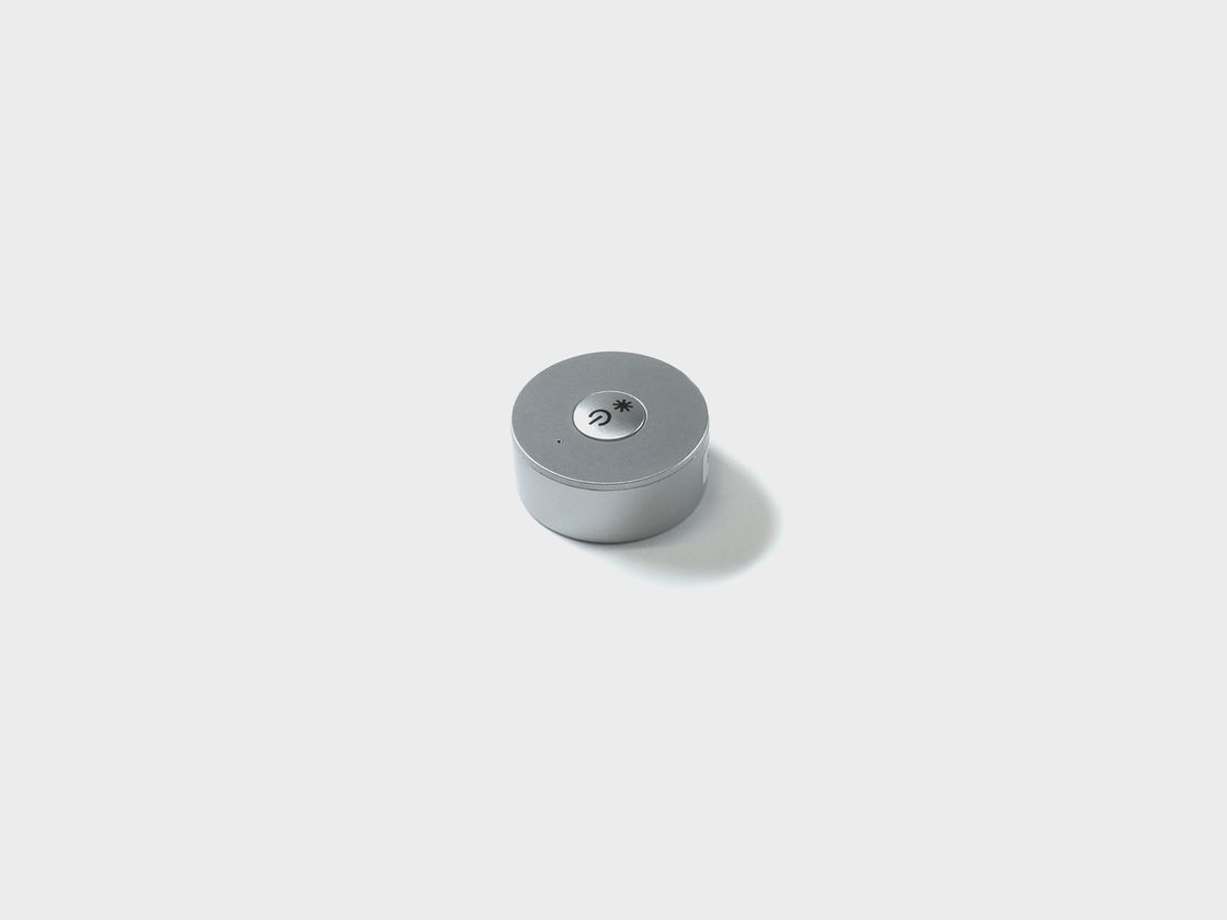 Мини RF пульт EasyDim DESK серебро, вид сверху